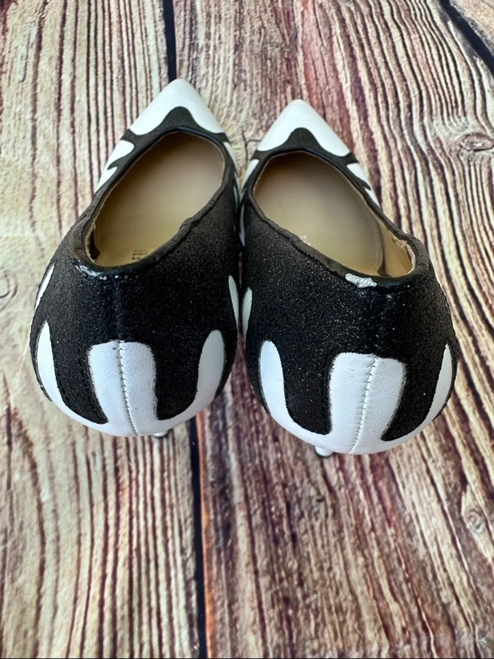 Katy Perry Collections Black & White Drip-Accent Pointed Toe Stilettos - Picture 4 of 7